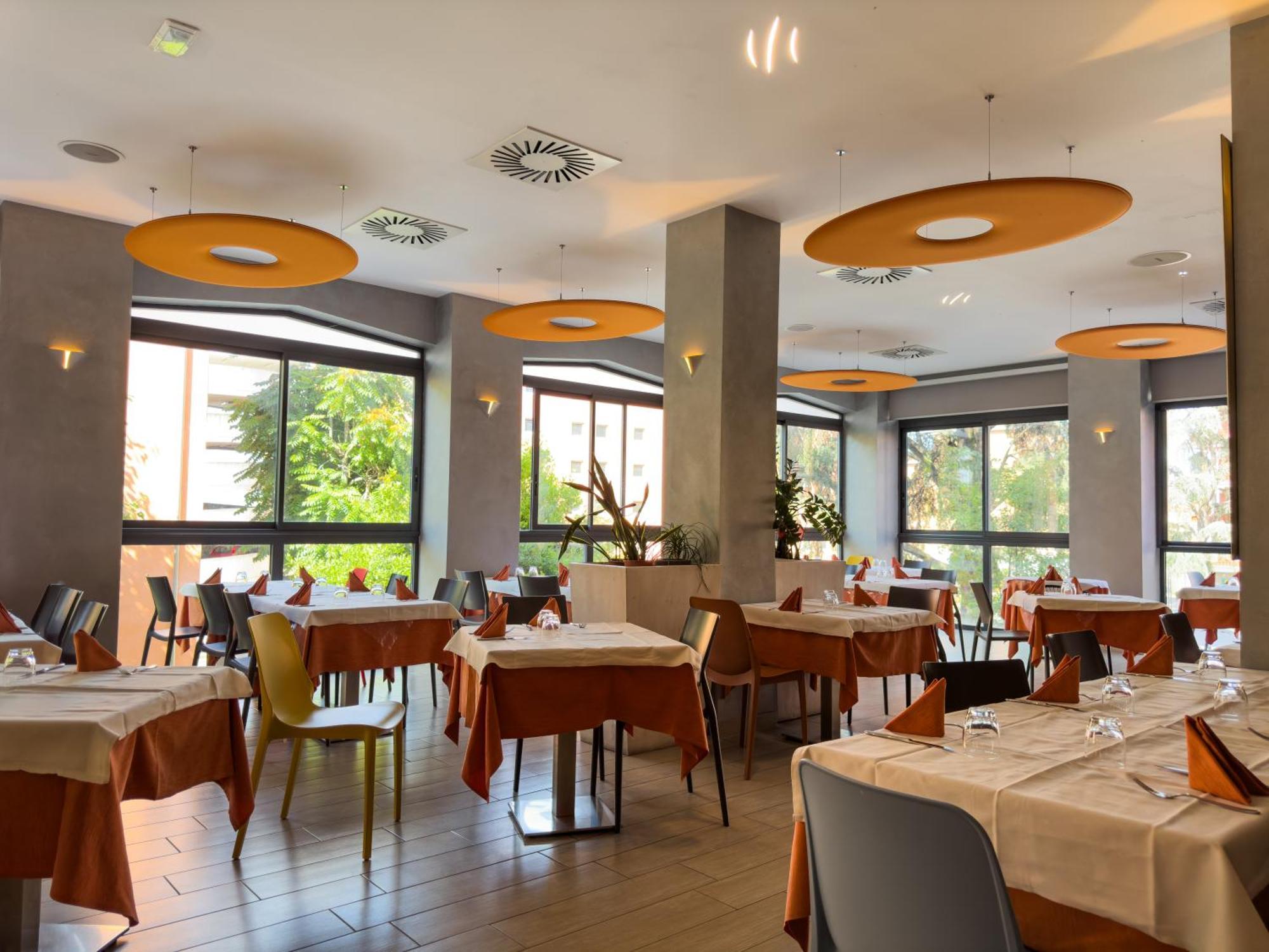 Hotel Astoria Fidenza Eksteriør billede