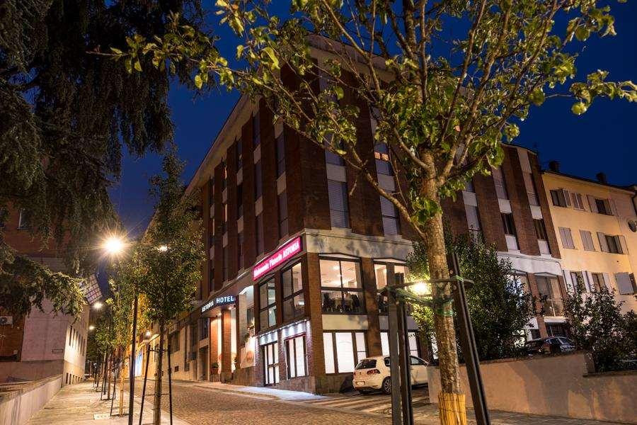 Hotel Astoria Fidenza Eksteriør billede